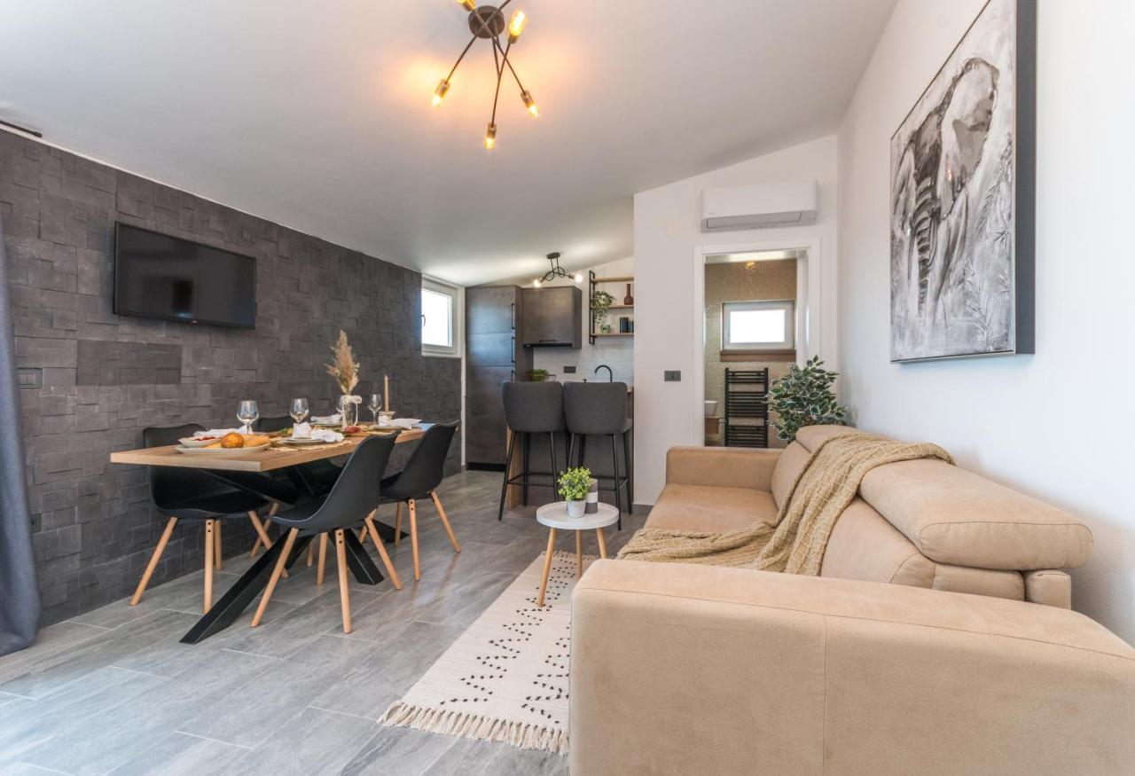 Marilu Luxury Apartments Drage Eksteriør billede