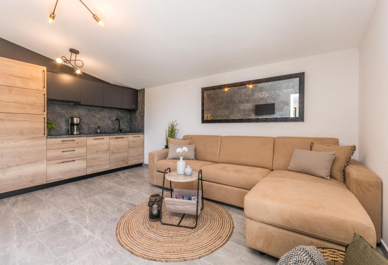 Marilu Luxury Apartments Drage Eksteriør billede